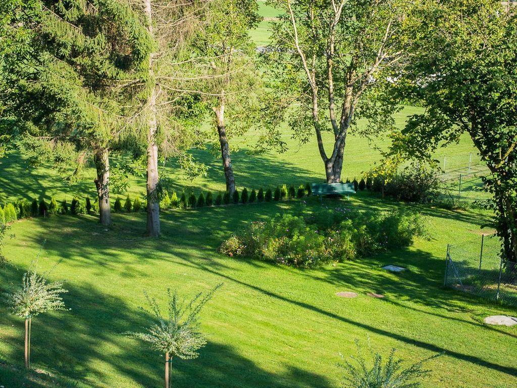 Siri'S Einkehr Hotel Sankt Georgen im Attergau Exterior foto